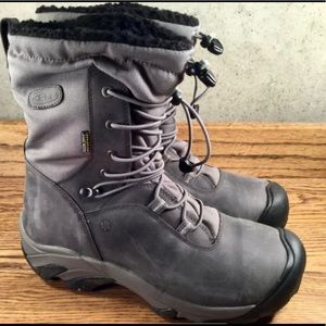 KEEN WATERPROOF WINTER BOOTS GREY LEATHER WOMENS SZ 10